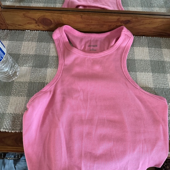 Wild Fable Pink Fitted Crop Tank Top - Picture 1 of 2